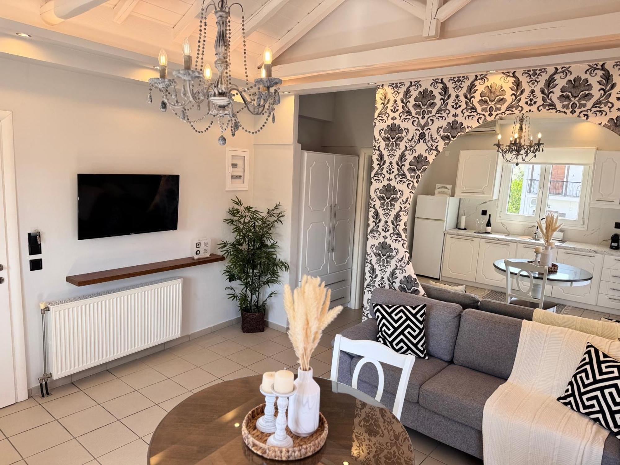 Orianna Suites Skiathos Εξωτερικό φωτογραφία